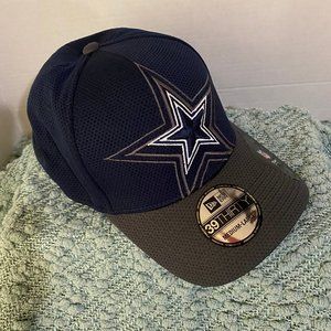 Dallas Cowboys 39Thirty Flex Medium/Large Hat